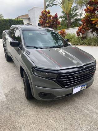 RAM RAMPAGE 2.0 HURRICANE 4 TURBO GASOLINA R/T 4X4 AUTOMÁTICO